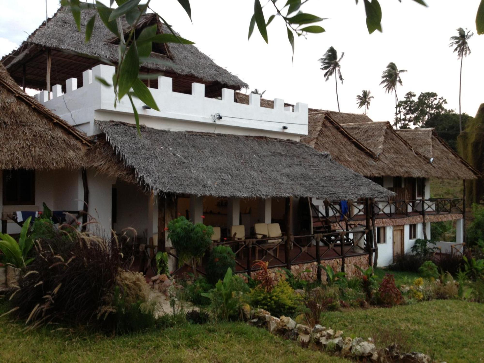 Emerald Bay Resort Kizungu Luaran gambar